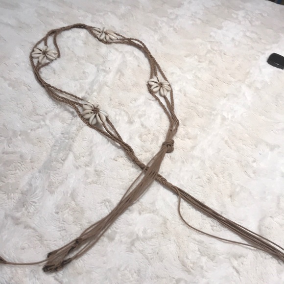 Shell belt - Picture 1 of 3